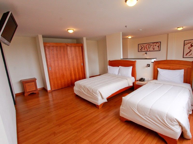 Hotel Los Leones Barquisimeto Exterior photo